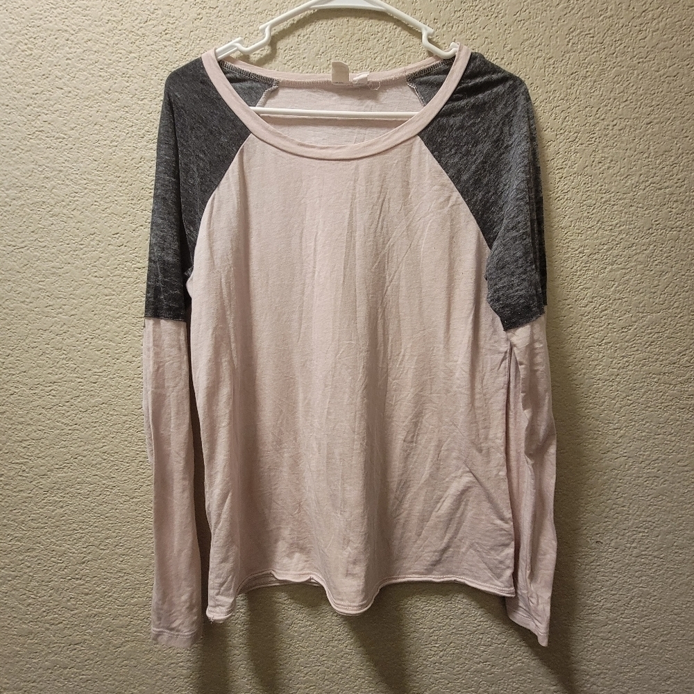 Melrose And Market Lightweight Baseball Style Tee Pink And Gray Size Medium
